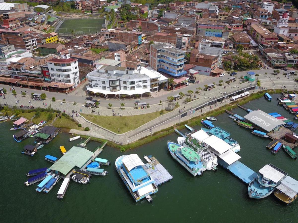 Hotel Portobelo Guatapé Exterior photo